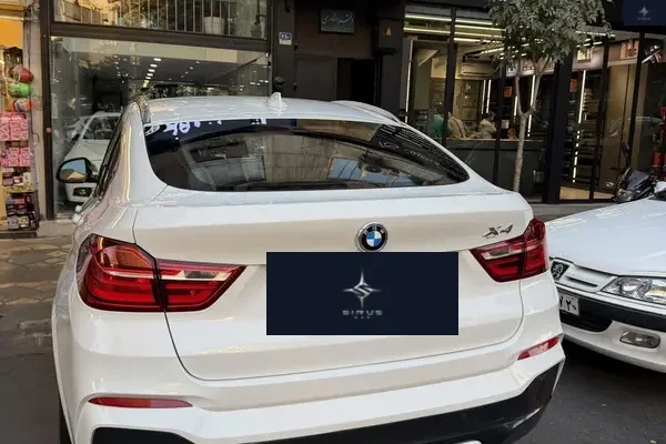 ب ام و، X4